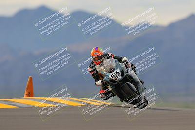 media/Sep-11-2022-SoCal Trackdays (Sun) [[81b7e951af]]/Turn 9 (930am)/